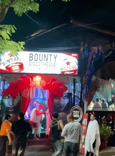 Best-Party-Streets-in-Bali
