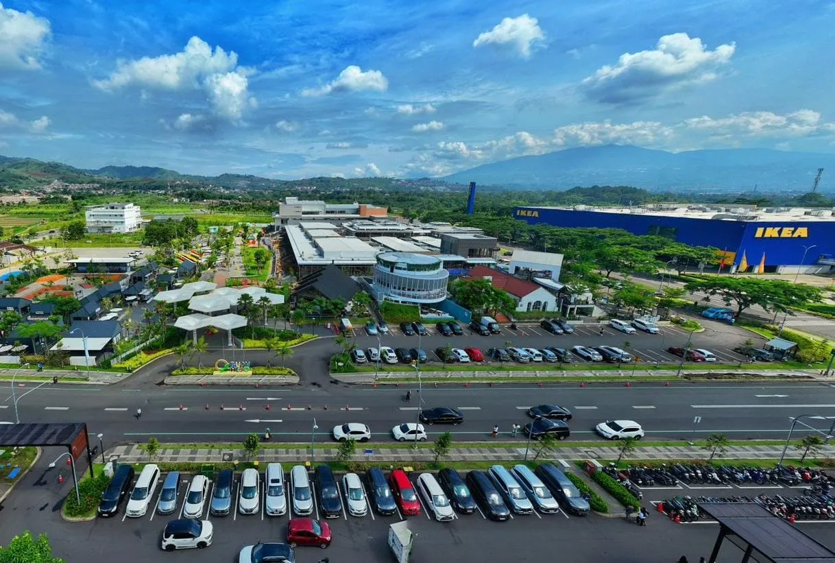 aerial shot of kota baru parahyangan