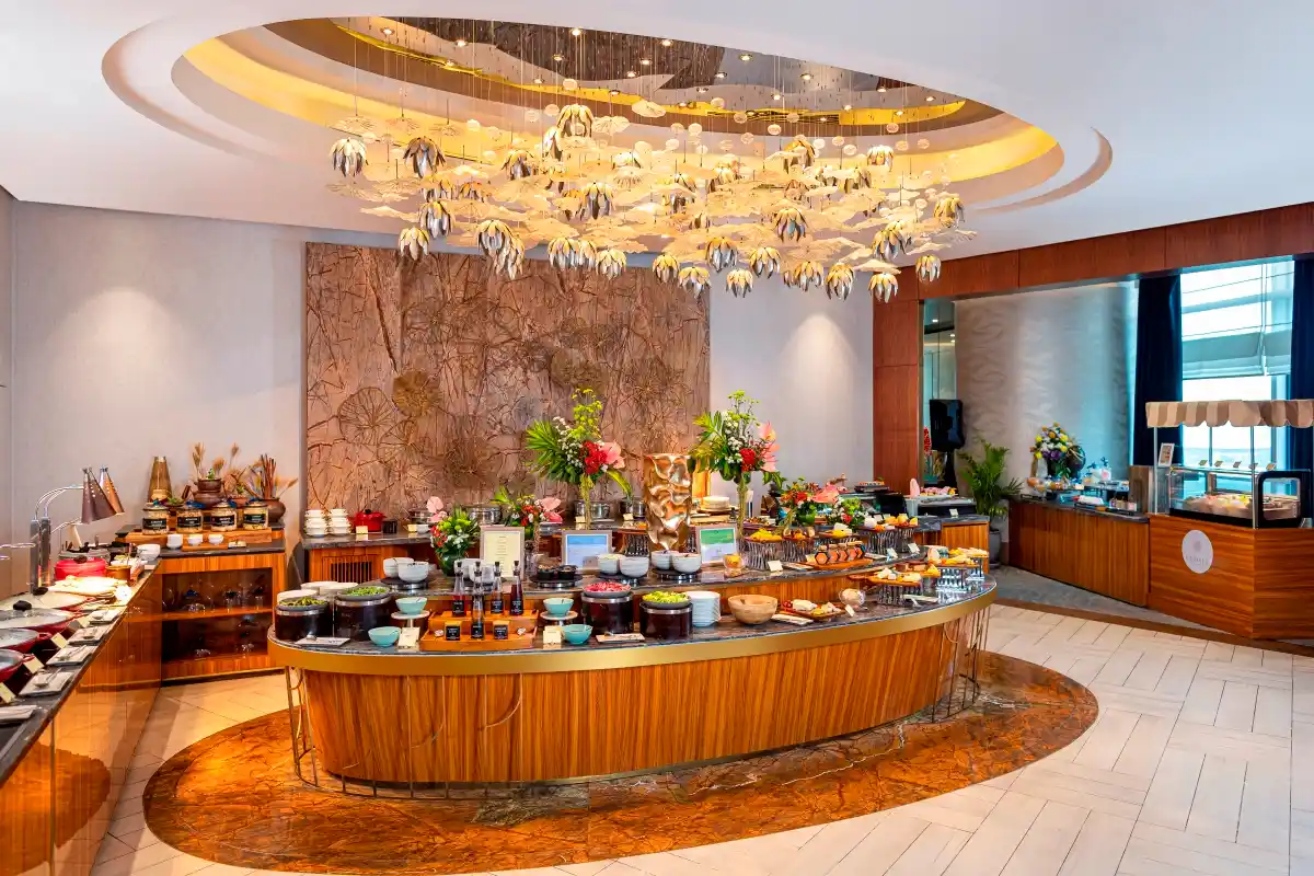 The Ritz-Carlton Jakarta, Pacific Place Brunch