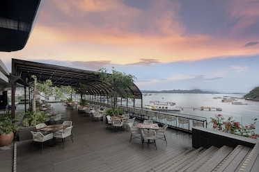 Savor the Flavor of May & June with Tempting Culinary Delights at Meruorah Komodo Labuan Bajo
