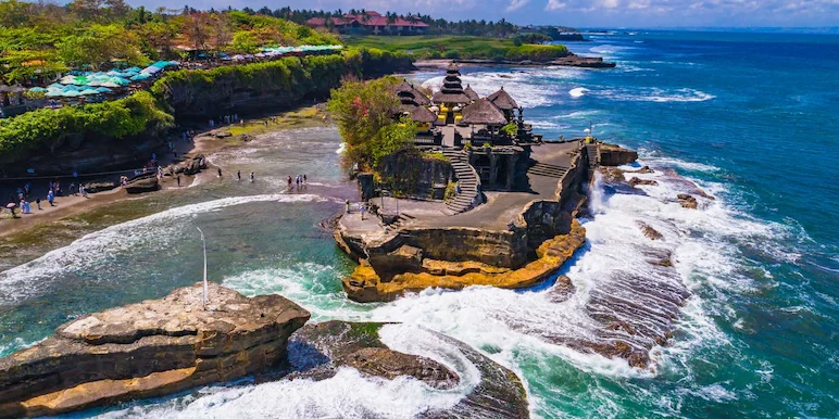 Top Bali Instagram Spots tanah lot