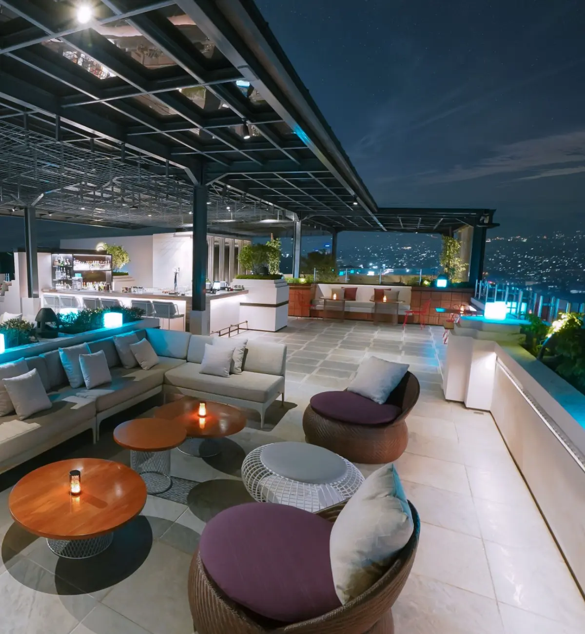 Akasa 360 Rooftop Bar