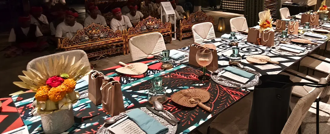 Table Arrangement and Live Gamelan on the Background of COMO Beach House Canggu