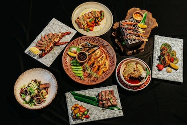 Flavors on Fire: Teppanyaki Beachfront Elegance at Hichori