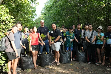Marriott Business Council Indonesia Launches “10,000 Mangroves For Indonesia”