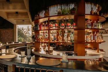 Syrco BASÈ and L’atelier Bar Present: Sip, Showcase, Share