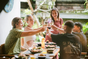 Best Lunch Spots in Ubud for a Delicious Midday Escape Best Lunch Spots in Ubud for a Delicious Midday Escape