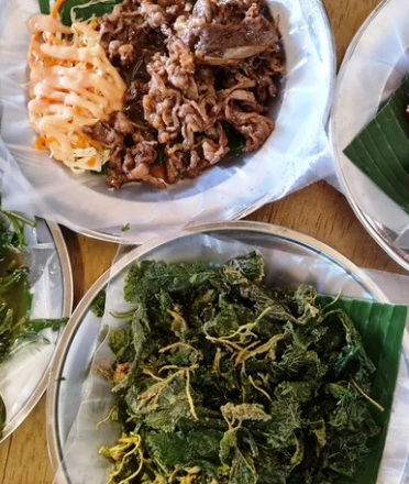 Kedai Penuh Nikmat