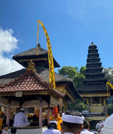 Hindu Ceremony at Pura Pucak Tedung