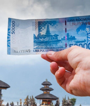 Pura Ulun Danu Batur in Indonesian 50000 Rupiah Money