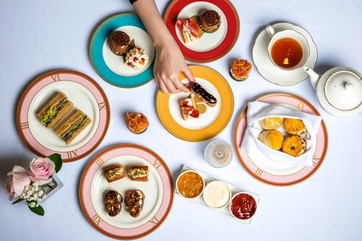 Tom’s Afternoon Tea