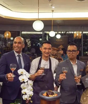 A.RA.SA Restaurant & Bar