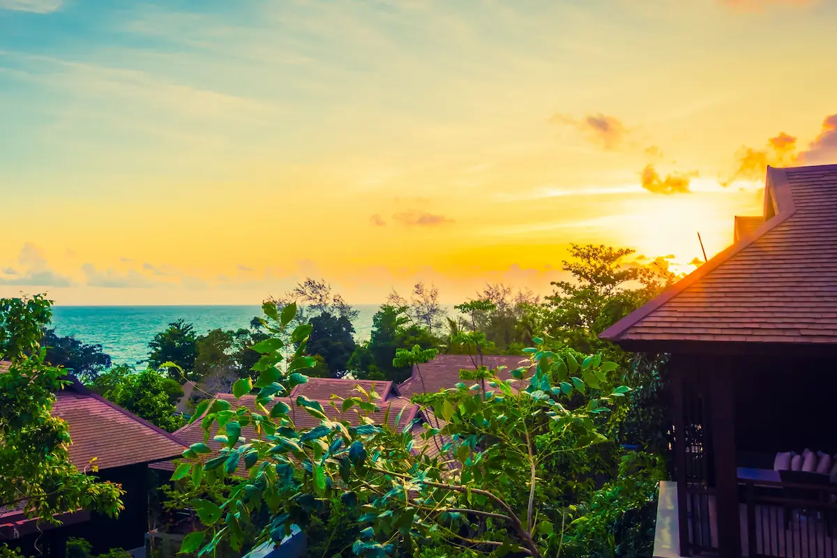 Villa With Sea View and Verdant Surroundings
