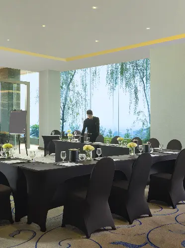 Exclusive Business Meeting at InterContinental Bandung Dago Pakar 