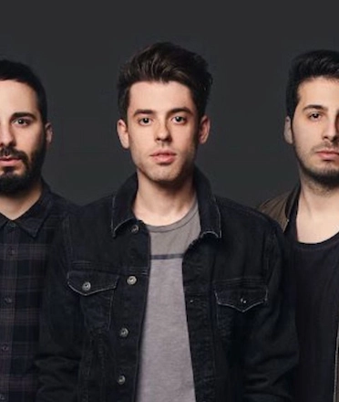 Cash Cash Cash Cash