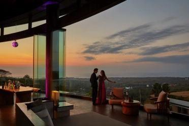 R Bar Sunset