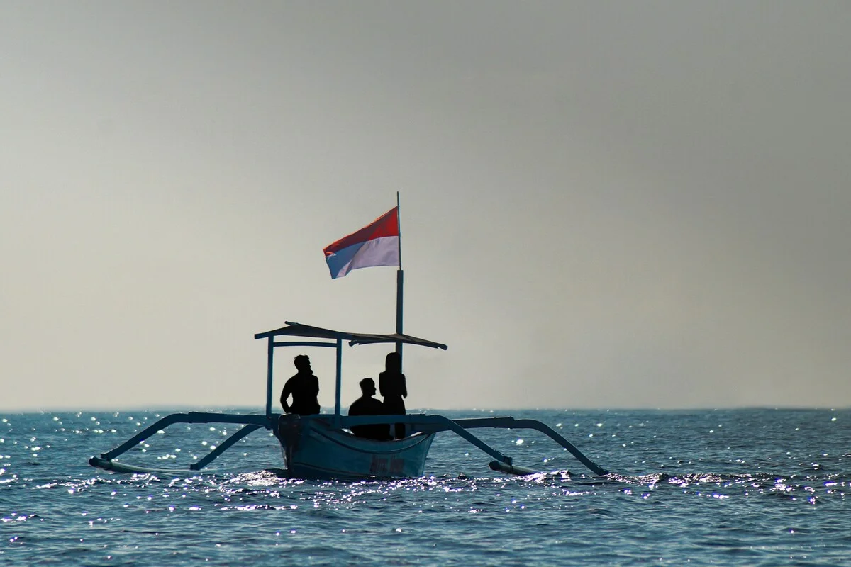 Tourist boat types Indonesia 2 