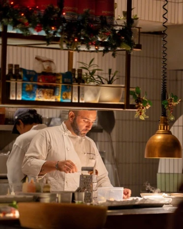 AMICI_BY_ENRICO_BARTOLINI_FESTIVE_DINING_EXPERIENCES