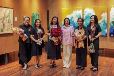 ARTOTEL_Sanur_Bali_Presents_Us