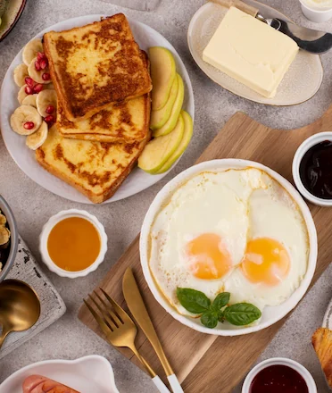 Bali's Best Brunches: Our Top Picks for Weekend Feast 2025