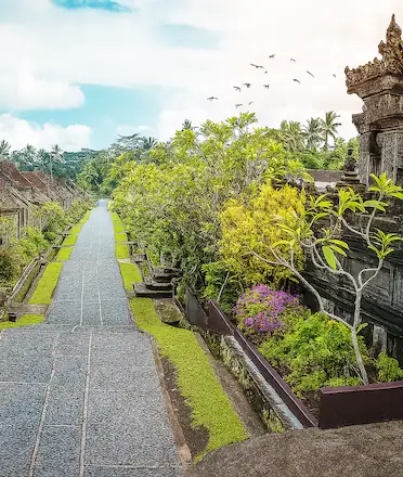 Scenic Highland & Ancestral Traditions: The Timeless Allure of Tigawasa