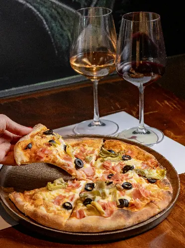 Best Places To Get Pizza In Bandung