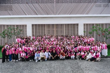 Group_photos_all_participants_and_GMs_Women_in_leadership_Renaissance
