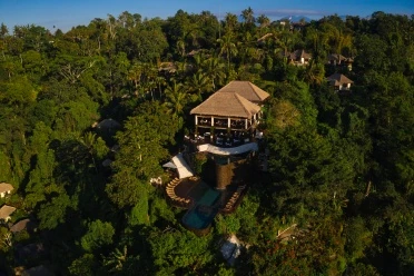 Hanging_Gardens_Of_Bali_festive_season