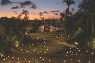 The_Long_Table_John_Hardy