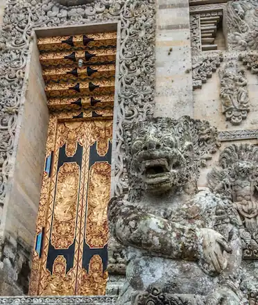 Pura Kehen Intricate Gate Statue Carving