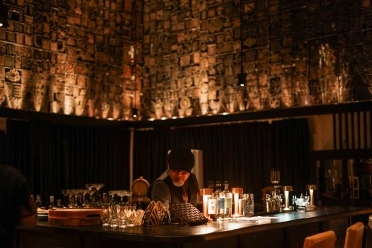 ALILA-VILLAS-ULUWATU-BAR-TAKEOVER