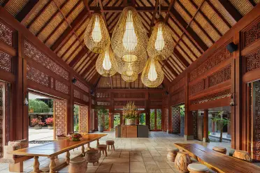 Andaz-Bali-Beautiful-Morning-at-the-Lobby