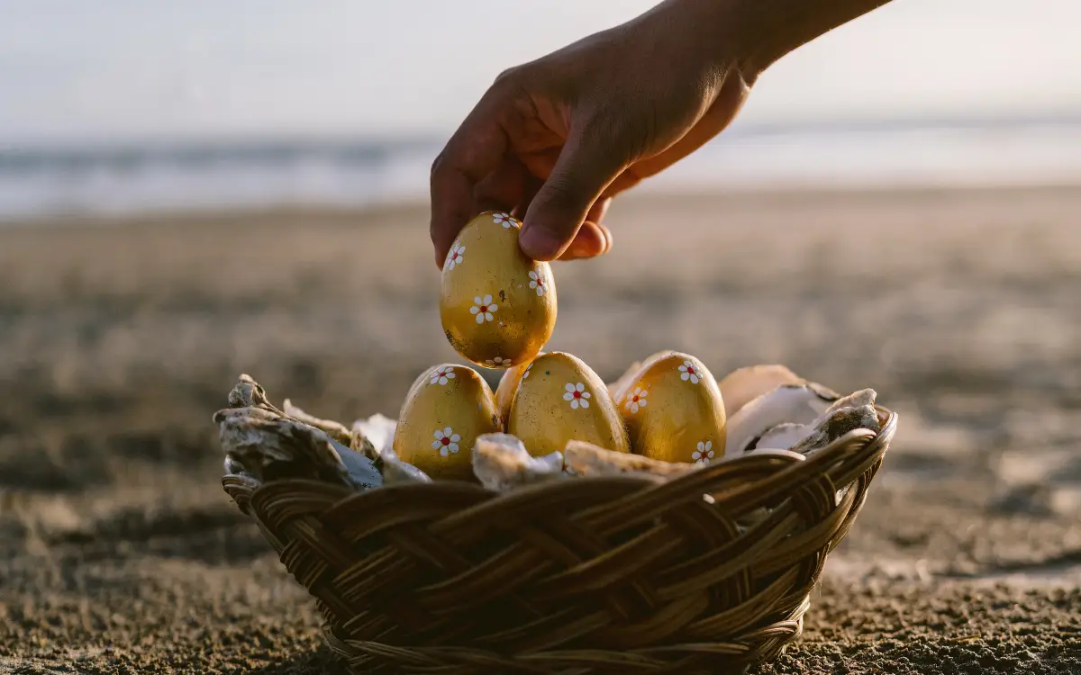 EASTER-ALILA-SEMINYAK