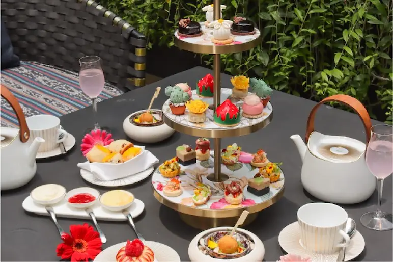 Garden of Spring Aftrenoon 