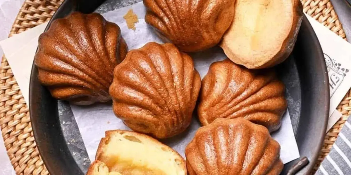 Butter Tteok on a plate