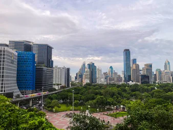 things to do around como metropolitan bangkok