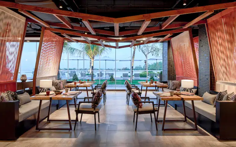 Hotel Restaurant