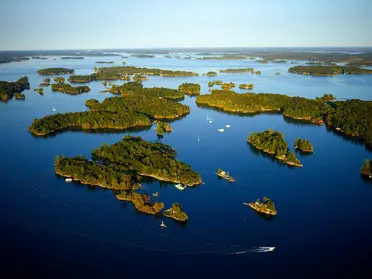 Beautiful_Thousand_Islands_from_above