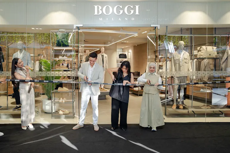 Grand opening store