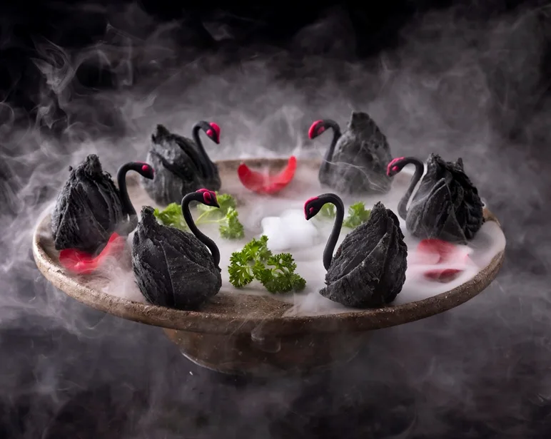 Li Feng's Signature Swan 