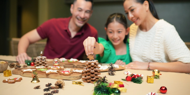Family festive activity