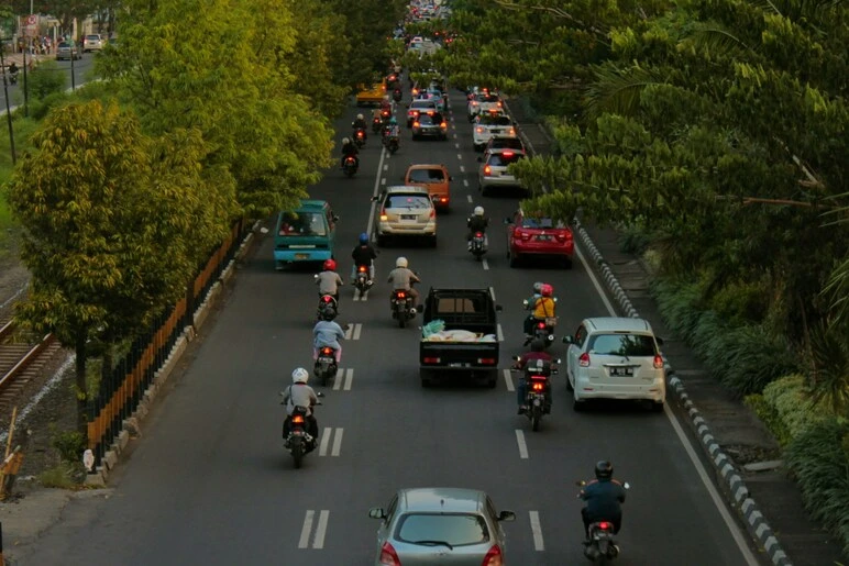 expats buy vehicle indonesia