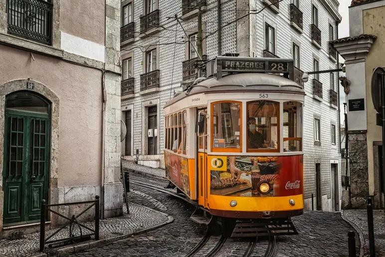 tram jakarta
