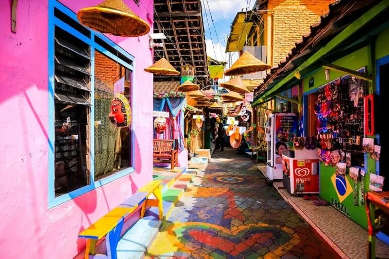 attractions near malang station