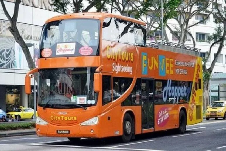 Singapore hop on hop off bus