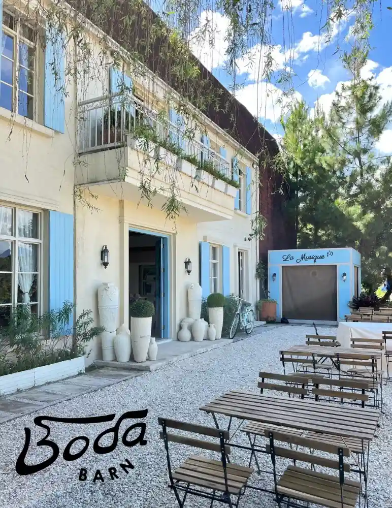Boda Barn