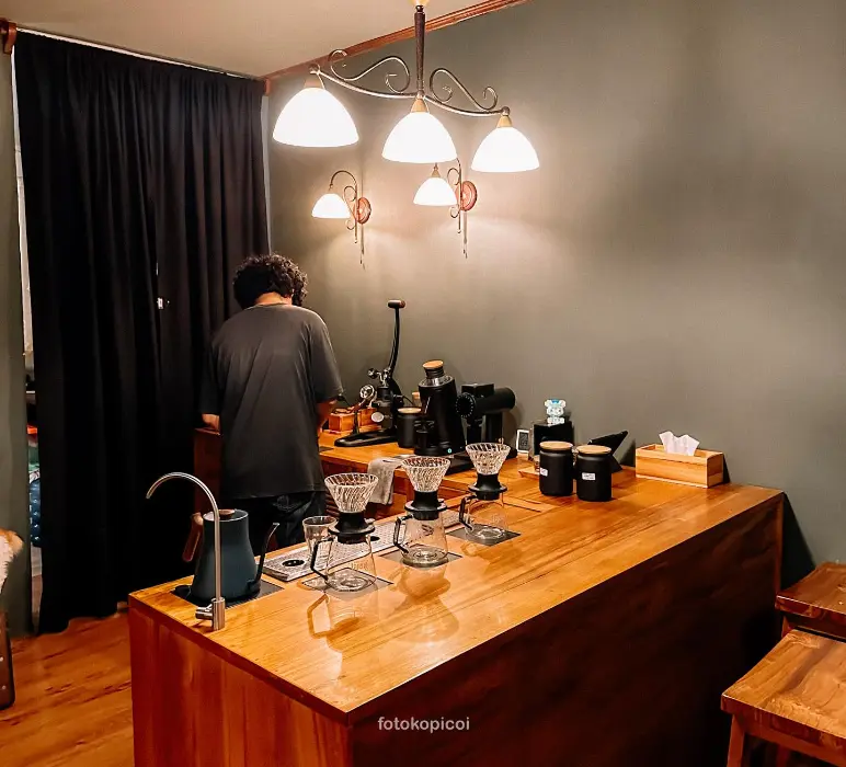 Toko Kopi Lajeng