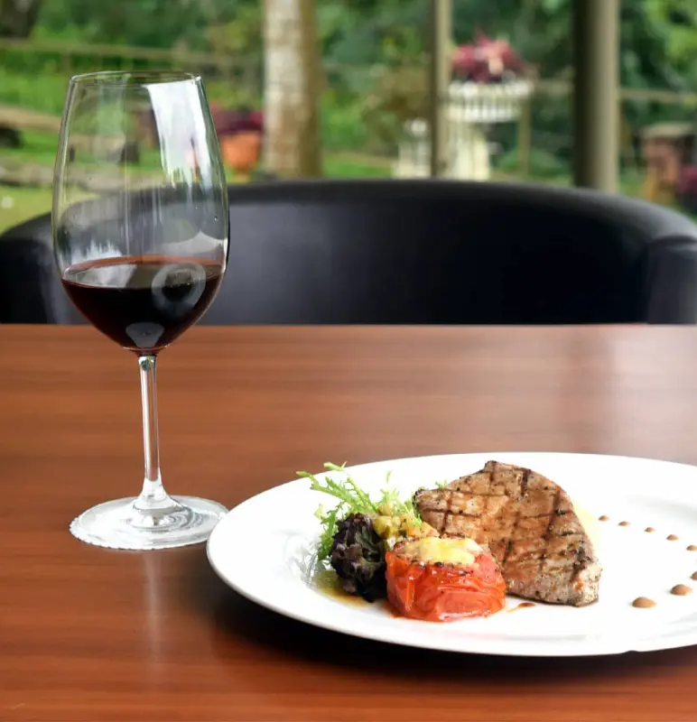 Burgundy Dine and Wine