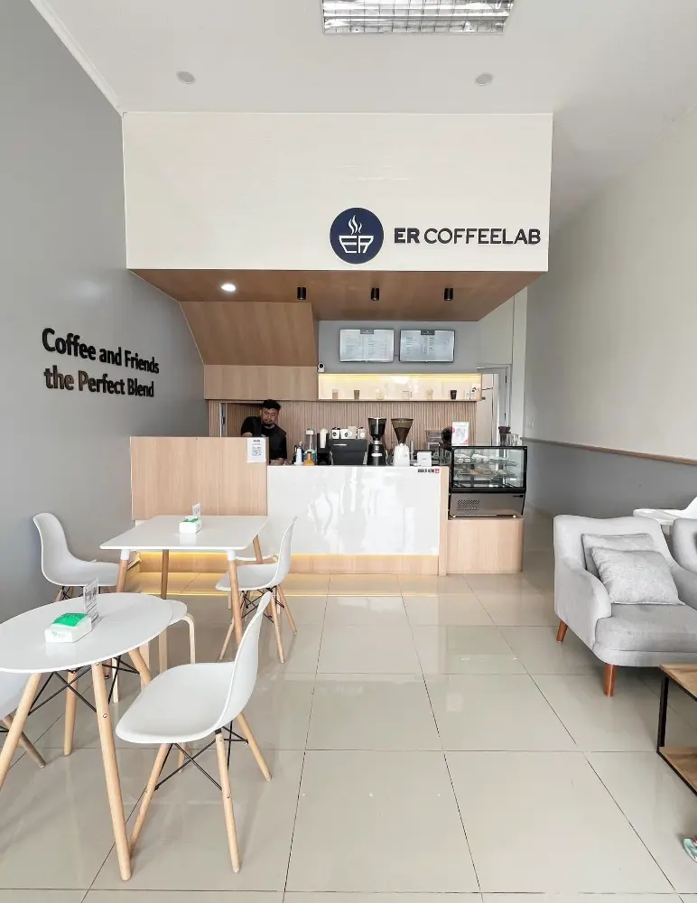 ER Coffee Lab interior