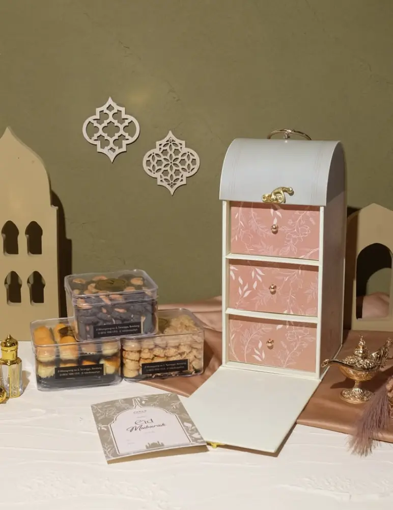 Toko Kue Yahya Hampers Package